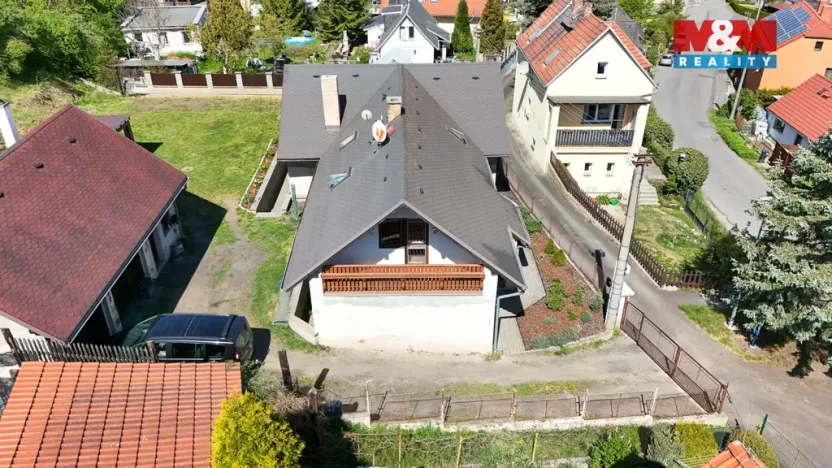 Prodej rodinného domu, Korozluky, 200 m2