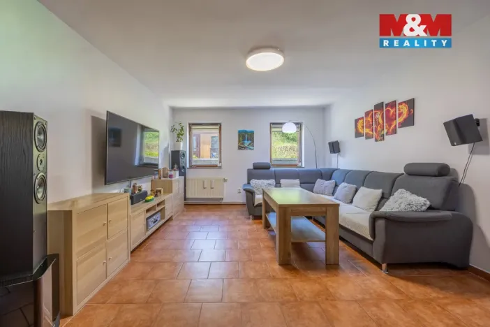 Prodej rodinného domu, Korozluky, 200 m2