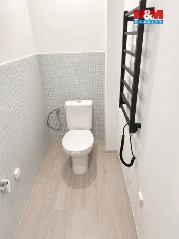 Pronájem bytu 1+kk, Senohraby, Hlavní, 29 m2