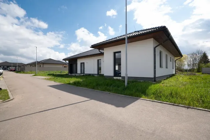 Prodej rodinného domu, Dolany, 145 m2