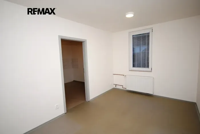 Prodej kanceláře, Praha, 226 m2