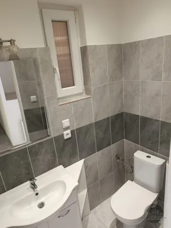 Pronájem bytu 2+kk, Praha - Modřany, U Modřanské školy, 51 m2