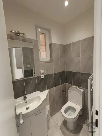 Pronájem bytu 2+kk, Praha - Modřany, U Modřanské školy, 51 m2