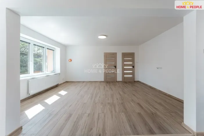 Prodej rodinného domu, Zakřany, 234 m2