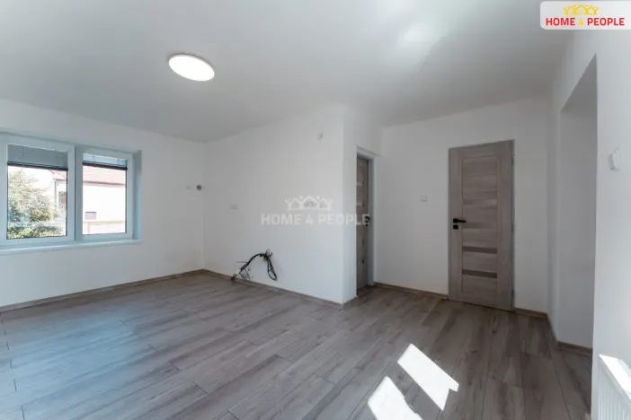 Prodej rodinného domu, Zakřany, 234 m2