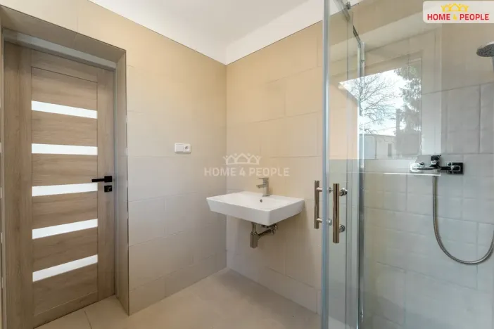 Prodej rodinného domu, Zakřany, 234 m2