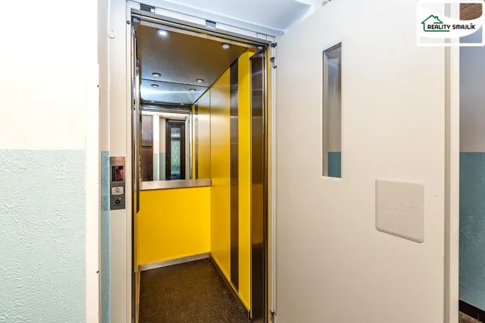 Prodej bytu 4+1, Mariánské Lázně - Úšovice, Česká, 103 m2