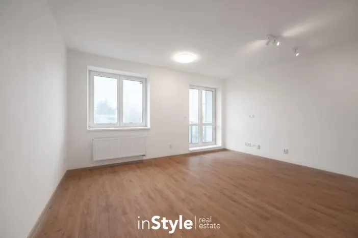 Pronájem bytu 1+kk, Uherské Hradiště, Zahrádky, 37 m2