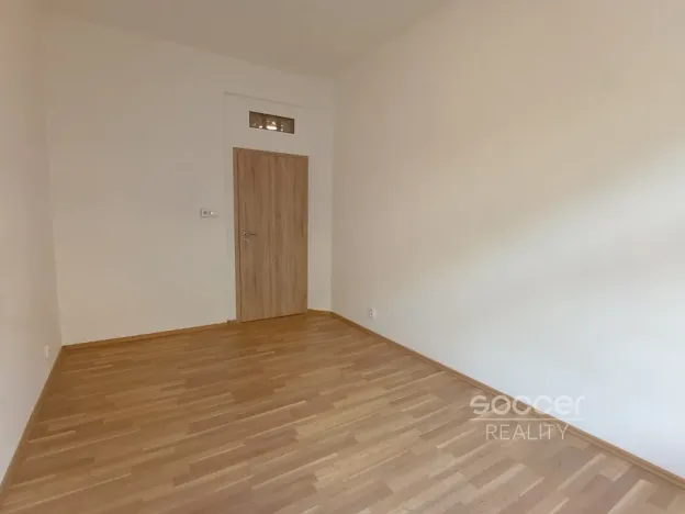 Pronájem bytu 2+kk, Praha - Žižkov, Jeseniova, 48 m2