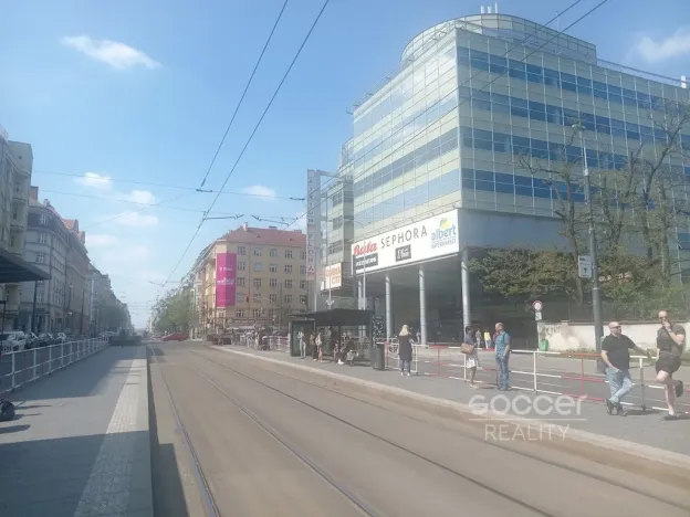 Pronájem bytu 2+kk, Praha - Žižkov, Jeseniova, 48 m2