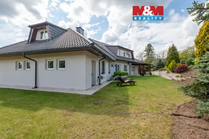 Prodej rodinného domu, Žlutava, 279 m2