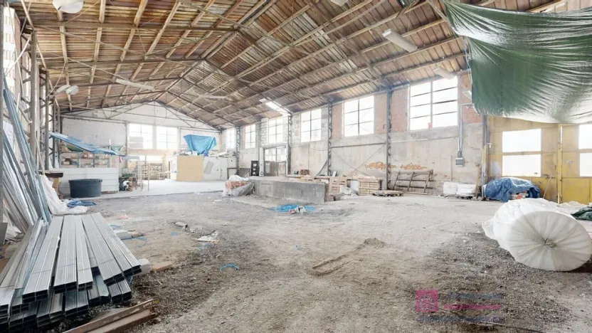 Prodej skladu, Valtice, Mikulovská, 600 m2