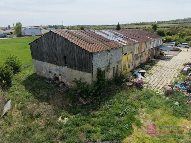 Prodej skladu, Valtice, Mikulovská, 600 m2
