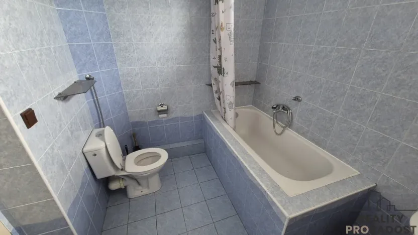 Pronájem bytu 3+1, Moravská Nová Ves, Na Rynku, 65 m2