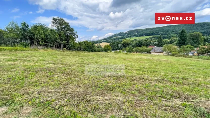 Prodej pozemku pro bydlení, Březůvky, 6443 m2