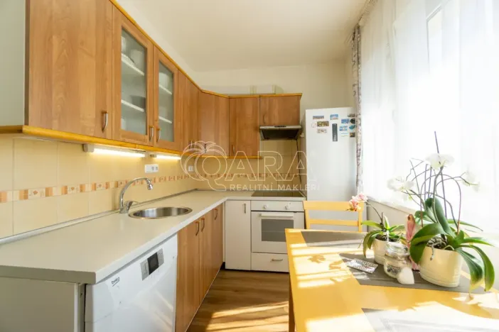 Prodej bytu 2+1, Praha - Malešice, Káranská, 52 m2