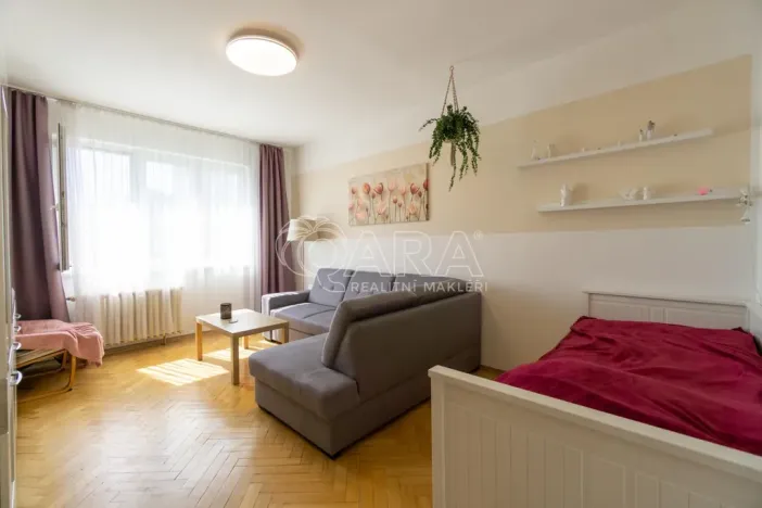 Prodej bytu 2+1, Praha - Malešice, Káranská, 52 m2