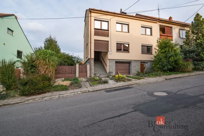 Prodej bytu 3+kk, Blučina, Osvobození, 76 m2