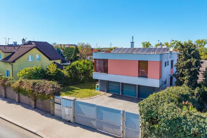 Prodej bytu 3+kk, Praha - Štěrboholy, Ústřední, 76 m2