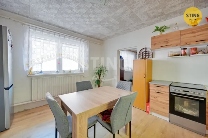 Prodej rodinného domu, Louka, 220 m2