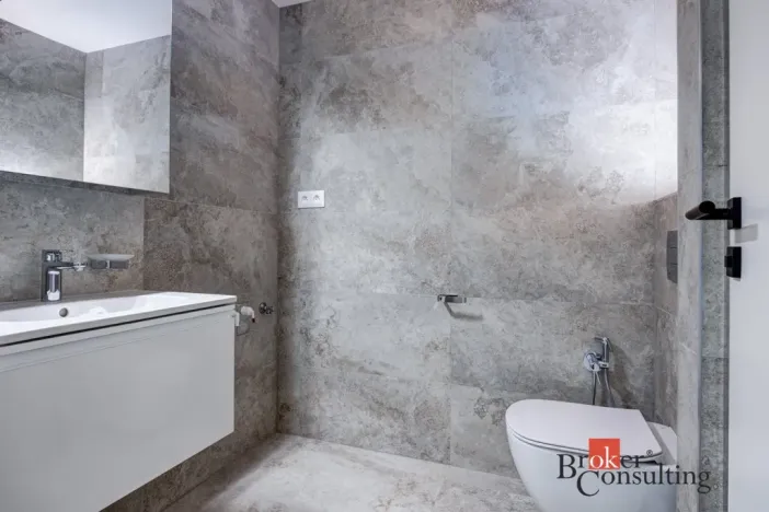 Pronájem bytu 1+kk, Plzeň - Východní Předměstí, Kartónová, 38 m2