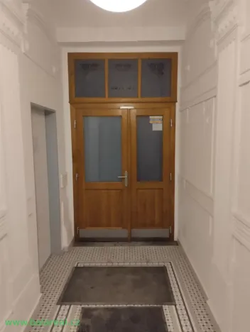 Pronájem bytu 1+kk, Praha - Smíchov, Strakonická, 30 m2