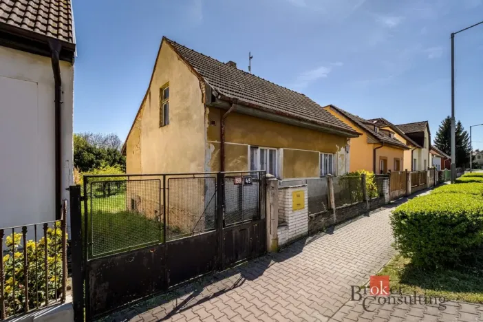 Prodej rodinného domu, Praha - Dubeč, Starodubečská, 305 m2