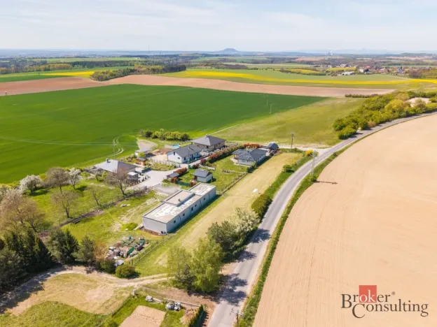 Prodej pozemku pro bydlení, Střemy - Jenichov, 2357 m2