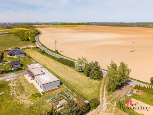 Prodej pozemku pro bydlení, Střemy - Jenichov, 2357 m2