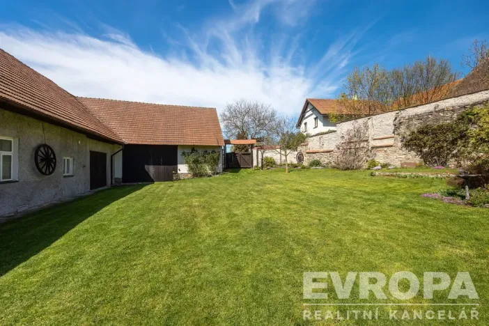 Prodej zemědělské usedlosti, Bystřice - Hůrka, 578 m2
