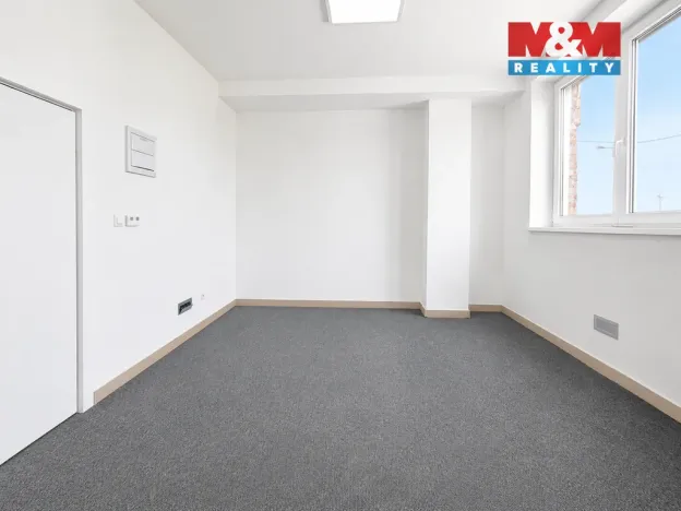 Pronájem kanceláře, Uherské Hradiště - Jarošov, Pivovarská, 18 m2