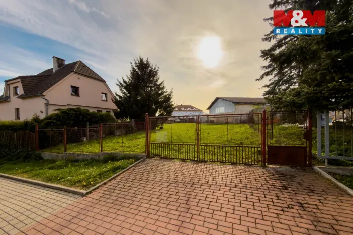 Prodej pozemku pro bydlení, Podluhy, 1040 m2