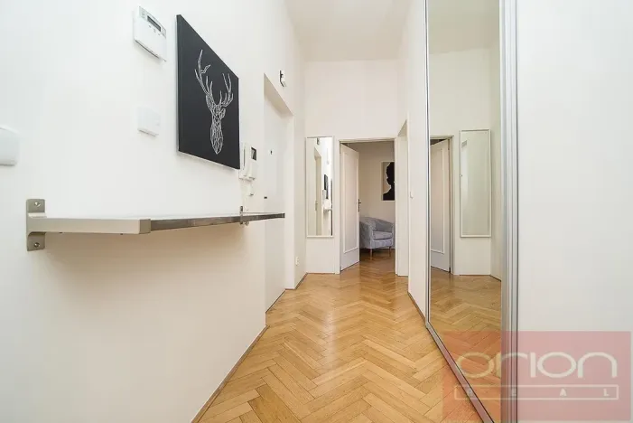Pronájem bytu 3+kk, Praha - Malá Strana, Vlašská, 75 m2