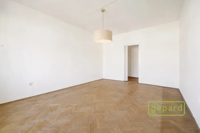 Prodej bytu 2+1, Ostrov, S. K. Neumanna, 64 m2