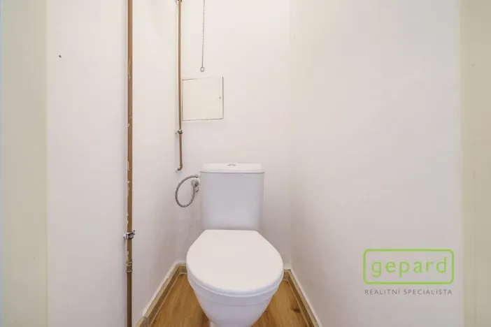 Prodej bytu 2+1, Ostrov, S. K. Neumanna, 70 m2