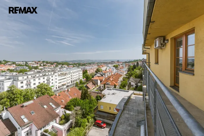 Pronájem bytu 1+kk, Praha - Břevnov, Zúžená, 37 m2