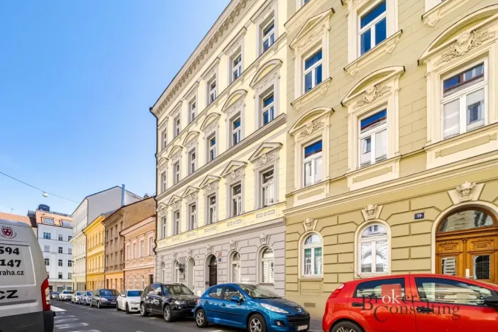 Prodej bytu 2+kk, Praha - Holešovice, Dobrovského, 85 m2
