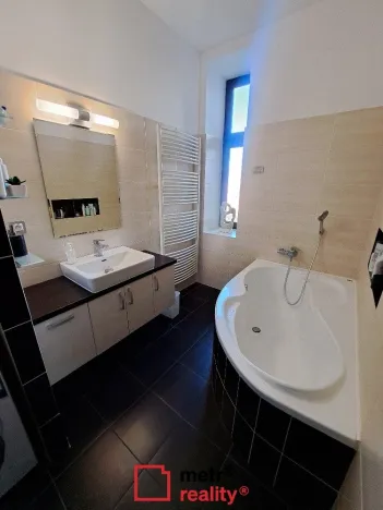 Pronájem bytu 3+1, Olomouc, Mozartova, 120 m2