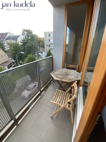 Pronájem bytu 1+kk, Brno, Mojmírovo náměstí, 40 m2