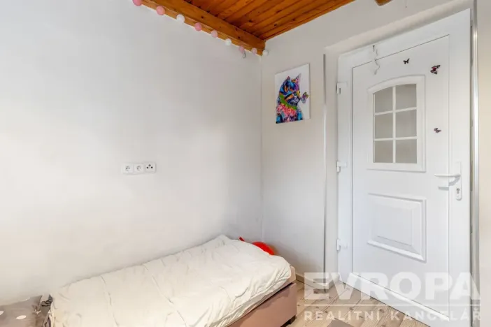 Pronájem chaty, Říčany, Na Vysoké, 73 m2