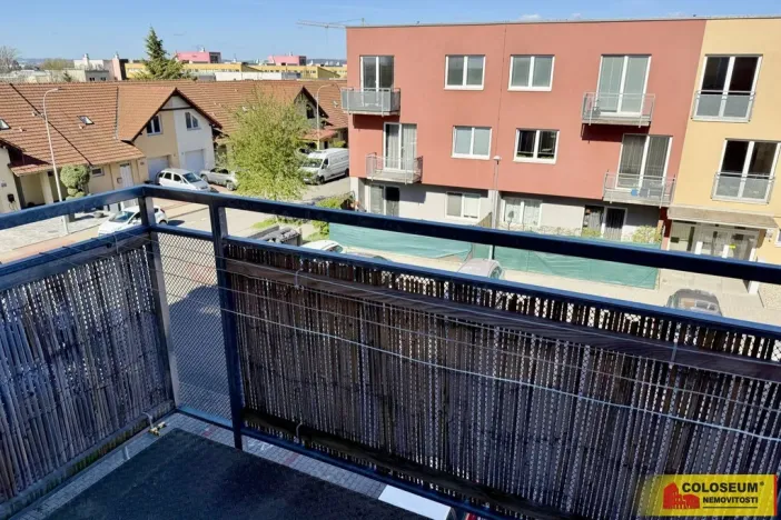 Pronájem bytu 2+kk, Brno - Slatina, 53 m2