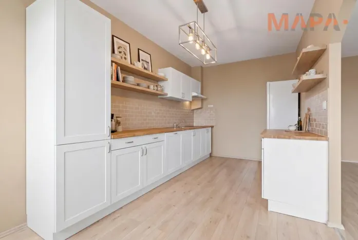 Prodej bytu 3+1, Praha - Prosek, Prosecká, 69 m2