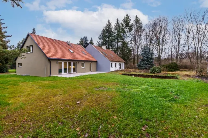 Prodej rodinného domu, Průhonice, U Motelu, 220 m2