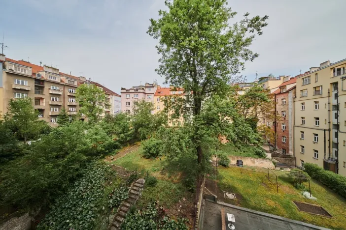 Pronájem bytu 1+kk, Praha - Nusle, Jaurisova, 30 m2