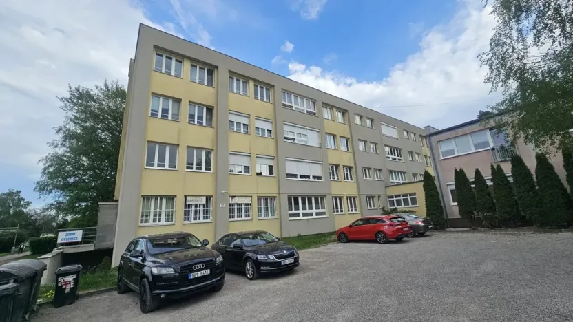 Prodej bytu 3+kk, Kladno, Moskevská, 41 m2