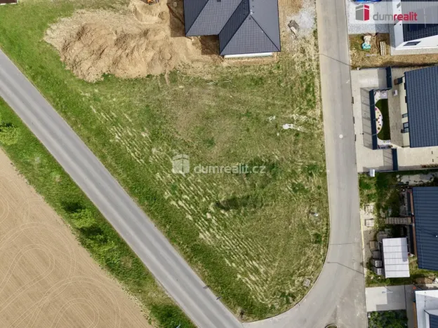 Prodej pozemku pro bydlení, Machová, 1065 m2
