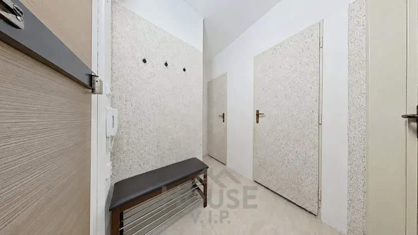 Prodej bytu 1+1, Praha - Háje, Matúškova, 30 m2