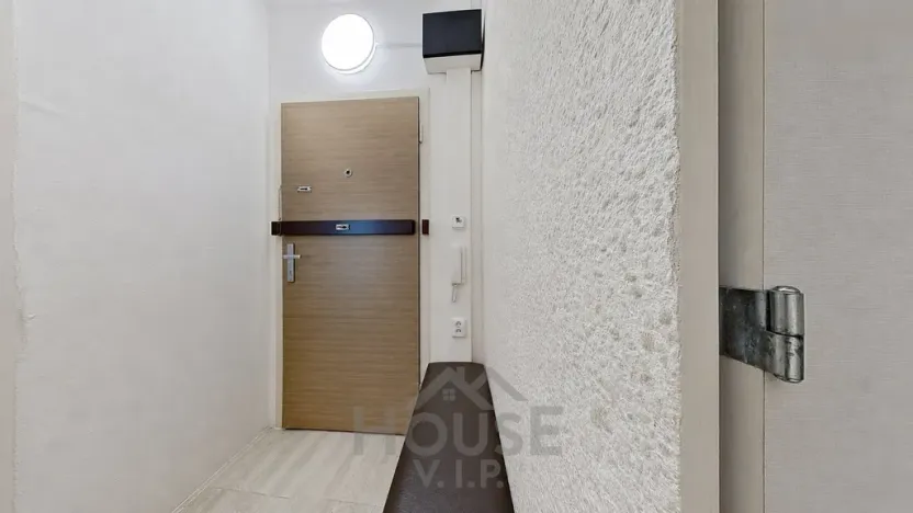 Prodej bytu 1+1, Praha - Háje, Matúškova, 30 m2