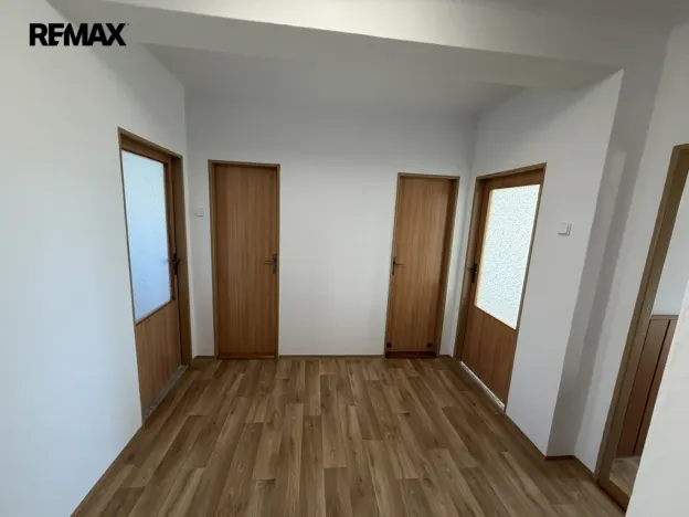 Prodej bytu 4+1, Pelhřimov, Olešenská, 84 m2