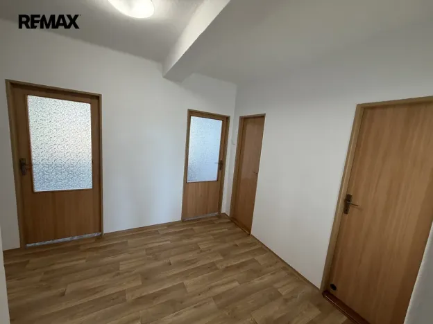 Prodej bytu 4+1, Pelhřimov, Olešenská, 84 m2